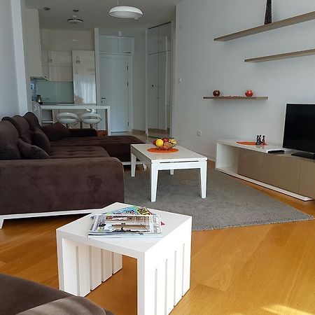 Apartment Tc Lux Vlsb Budva Exterior photo