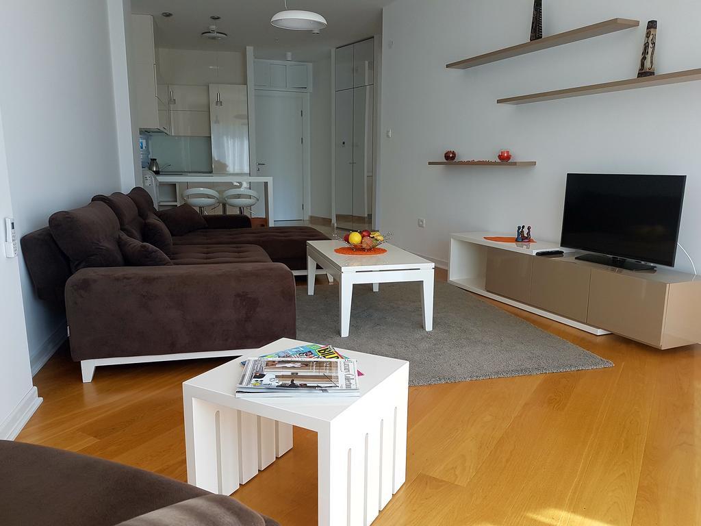 Apartment Tc Lux Vlsb Budva Exterior photo